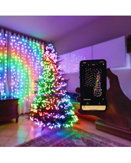 Inteligentne lampki choinkowe Twinkly Strings 600 RGBW