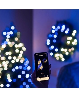 Twinkly Wstępnie oświetlony wieniec – 50 RGB LED, Regal 24" zielony przewód, typ wtyczki C
