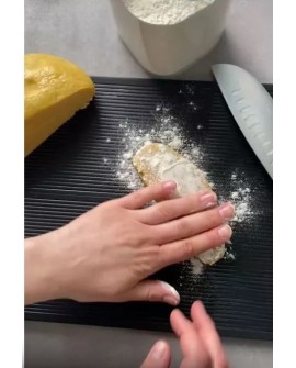 Maszynka do makaronu czarna GEFU PASTA PERFETTA G-89426