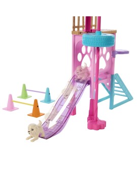 Barbie Plac zabaw piesków + Stacie Zestaw filmowy HRM10 MATTEL