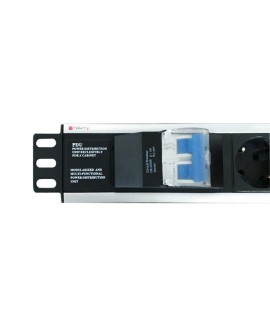Techly I-CASE STRIP-16SH rozdzielacz zasilania PDU 6 x gniazdo sieciowe 1.5U Czarny, Srebrny