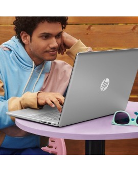 HP 17-cn3135nw i5-1334U 17,3"FHD AG IPS 250nits 16GB DDR4 SSD512 IrisXe Cam720p Win11 2Y Natural Silver