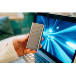 SSD Zewnętrzny Verbatim TurboMetal SSD, 32022, 2000GB, Nero Backup, Srebrny, w zestawie kabel USB-C 20 cm, M.2, USB C, 2TB