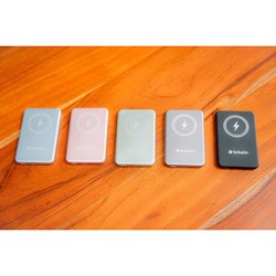 Verbatim powerbank z ładowaniem bezprzewodowym 5V, ładowanie telefonu, 32241, 5 000mAh, Mocowanie magnetyczne, zielona