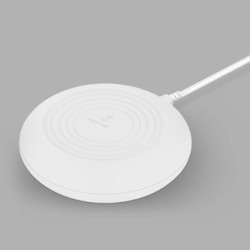 Promate, ładowarka indukcyjna, Cloud-Qi, 9V, ładowanie telefonów komórkowych, podświetlenie, ochrona przed przegrzaniem, EOL