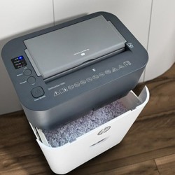 HP Niszczarka OneShred 100CC krosowym układem noży
