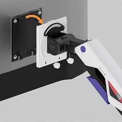 Powerton ERGO STRYNX Regulowany uchwyt na monitor, biały/czarny, 2-30KG, zacisk, 24"- 57", 75x75/100x100/100x200/200x100/200x200