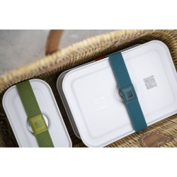 Plastikowy lunch box...