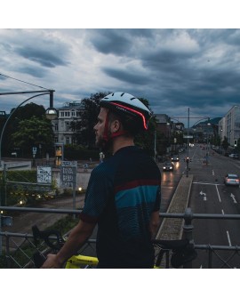Livall EVO21 Kask Rowerowy Biały