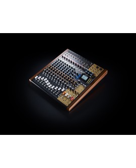 Tascam Model 16 - 14-kanałowy mikser analogowy z 16-ścieżkowym, cyfrowym rejestratorem