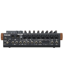 Tascam Model 12 - 10-kanałowy mikser z 12-ścieżkowym rejestratorem