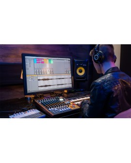 Tascam Model 12 - 10-kanałowy mikser z 12-ścieżkowym rejestratorem