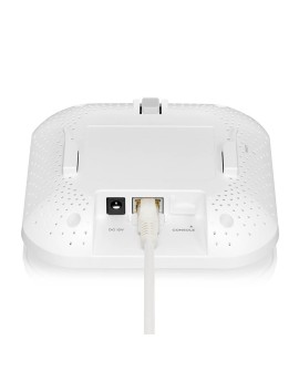 Acces Point Wi-Fi 6 Zyxel NWA50AXPRO 2.4GHz(2x2)/5GHz(3x3) PoE+/PoE++ 1x2,5G