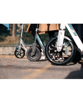 Hulajnoga Razor A6 13073013 (kolor czarny, kolor srebrny)