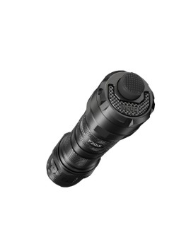 Latarka Nitecore P20iX