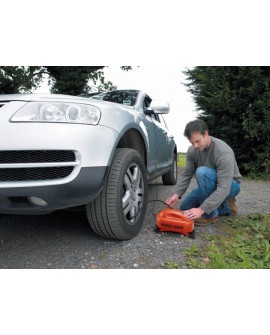 Kompresor samochodowy Black&Decker BDASI200-XJ