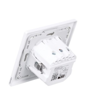 FIBARO Inteligentne gniazdko Walli Outlet type E FGWOE-011