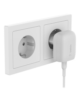 Belkin BoostCharge Smartfon, Tablet Biały Prąd przemienny Szybkie ładowanie Wewnętrzna