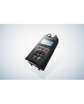 Tascam DR-40X - Przenośny rejestrator cyfrowy z interfejsem USB, zapisujący 2 x stereo, 2 GB karta SD