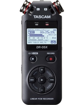 Tascam DR-05X - Przenośny rejestrator cyfrowy z interfejsem USB, zapis na karcie pamięci microSD