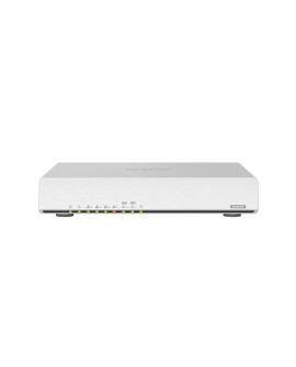 Qnap QHora-301W, QuWAN VPN router, 4x 1GbE, 2 x 10GbE