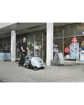 NILFISK Zamiatarka bezpyłowa SW900 84B