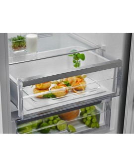 Chłodziarko-zamrażarka ELECTROLUX LNT7ME36X3