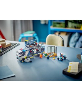 LEGO CITY 60418 POLICYJNA CIĘŻARÓWKA Z LABORATORIUM KRYMINALNYM