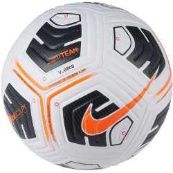 Piłka nożna Nike Academy...