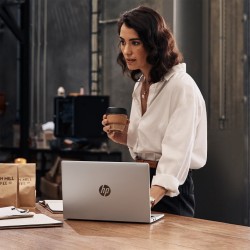 HP ProBook 440 G9 i5-1235U...