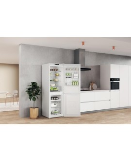 Chłodziarko-zamrażarka WHIRLPOOL W7X 82I W