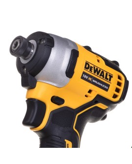 Zestaw narzędzi Combo 18V 2x4,0Ah DCK2062M2T DEWALT