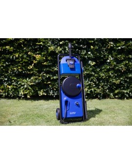 NILFISK Myjka CORE 140-8 In Hand Powercontrol