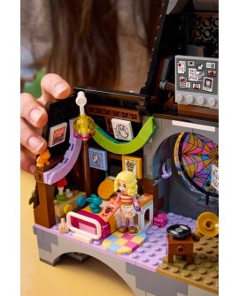 LEGO 76781 Wednesday - Pokój Wednesday i Enid