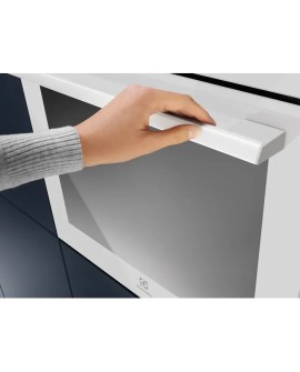 Piekarnik ELECTROLUX EOF3H40BW