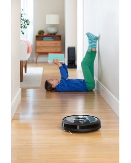 Robot sprzątający iRobot Roomba i7 (WYPRZEDAŻ)