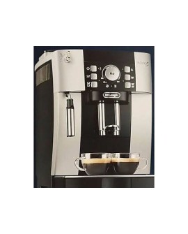 Ekspres ciśnieniowy DeLonghi ECAM 21.110.B (WYPRZEDAŻ)