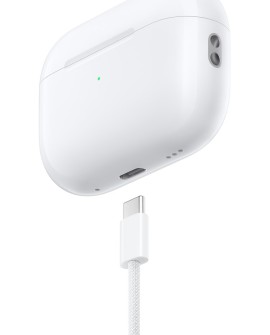 Apple AirPods Pro (2nd generation) with MagSafe Case (USB C)