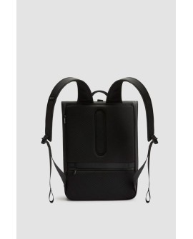 XD DESIGN PLECAK URBAN FLAP-TOP CZARNY P/N: P706.2601