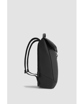 XD DESIGN PLECAK URBAN FLAP-TOP CZARNY P/N: P706.2601