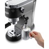 Ekspres ciśnieniowy DeLonghi Dedica Style EC 685.BK (1350W kolor czarny)