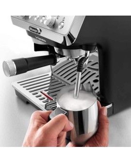 Ekspres ciśnieniowy DeLonghi EC9155.MB