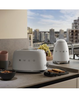 Czajnik elektryczny SMEG CLF03WHMEU