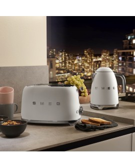 Czajnik elektryczny SMEG CLF03WHMEU