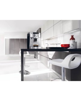 Ekspres ciśnieniowy automatyczny DeLonghi Magnifica S ECAM 22.110 SB (1450W kolor srebrny)