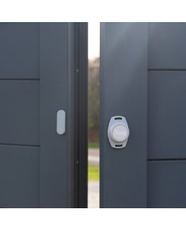 Yale Inteligentny sterownik do garażu 1x Smart Opener , 1x Door Position Sensor, 1x Magnes, 2x Dodatkowy kabel, 2x Taśma