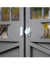 Yale Inteligentny sterownik do garażu 1x Smart Opener , 1x Door Position Sensor, 1x Magnes, 2x Dodatkowy kabel, 2x Taśma