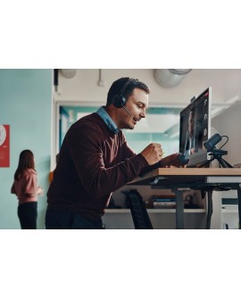 POLY Zestaw słuchawkowy Voyager Focus 2 USB-C-C + przejściówka USB-C/A