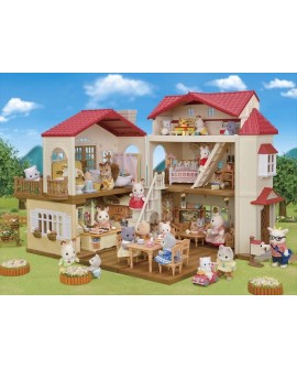 Sylvanian Families Miejski domek z tajemniczym pokojem na strychu 5708 p2