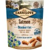 CARNILOVE Fresh Crunchy Łosoś z borówkami - przysmak dla psa - 200 g